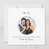 四角い円形写真レイアウト 遊び心のあるイニシャルが楽しい セーブザデート (正面)