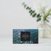 四角ラベル01a -きらめく水 名刺 (スタンド正面)