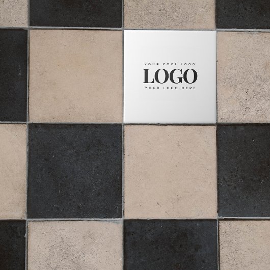 四角形のビジネスロゴを追加するミニマルシンプルリスト タイル