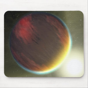 回りを回る曇ったジュピターそっくりの惑星 マウスパッド