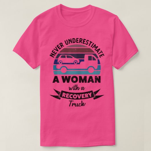 回復トラックのプレゼントを持つ女性おもしろいママ Tシャツ (デザイン正面)