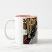 回転木馬ウマプリントコーヒーマグ ツートーンマグカップ (左)