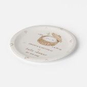 団子が赤ちゃんシャワーの途中にある ペーパープレート (アングル)