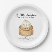 団子が赤ちゃんシャワーの途中にある ペーパープレート (正面)