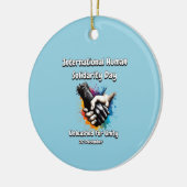 団結のために解き放たれた。 セラミックオーナメント (左)