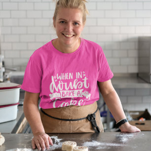 困った時はケーキを焼こう シェフ パティシエ お菓子作り好きな女性のための名言 Tシャツ