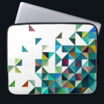 図形のカラフル三角形パターンを変更 ラップトップスリーブ<br><div class="desc">カッコいい幾何モダン図形と三角形のパターン。赤と黄色のアクセントを持つ青い色調</div>
