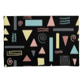 図形の黒いパターン 枕カバー (正面右)