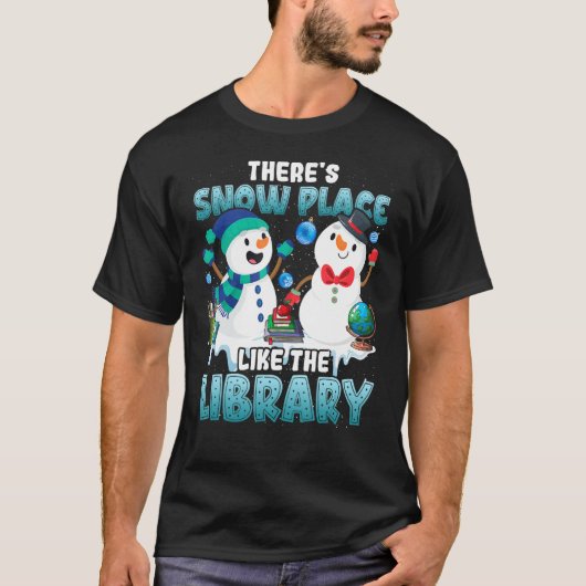 図書室Chriのような雪の場所がある Tシャツ (正面)