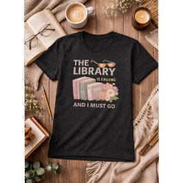 図書館が呼んでいる、私は行かなければ Tシャツ