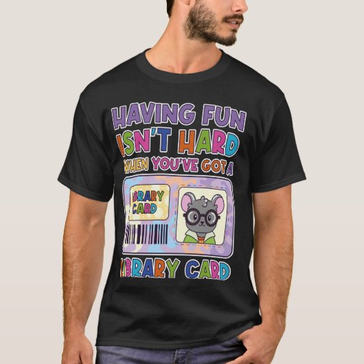 図書館さえあれば楽しいひとときを Tシャツ (正面)