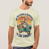 図書館で大騒ぎするポッサム Tシャツ (正面)