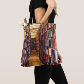 図書館の本棚のトートバック トートバッグ (クローズアップ)