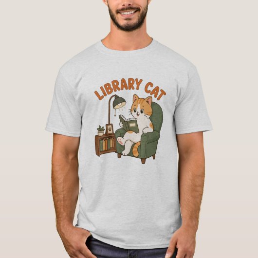 図書館の猫 読書 イラスト かわいい 猫好き Tシャツ (正面)