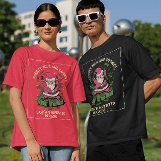 図解入りの、写真付きのお金の山にサンタが座るクリスマス Tシャツ