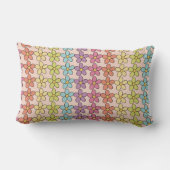 図解入りの、写真付きのレトロレインボーデイジーパターン ランバークッション (裏面)