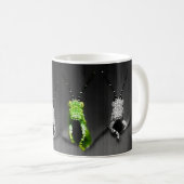 固まりがある緑の虫 コーヒーマグカップ (正面右)