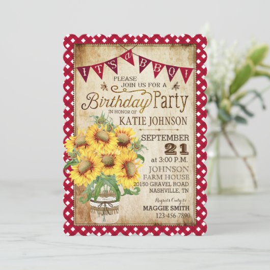 国のヒマワリおよびギンガムの点検の誕生日 招待状 (スタンド正面)