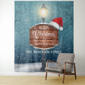国のランタン付きの街灯のクリスマスハットと雪 タペストリー (インサイチュ)