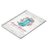 国の女性のカーボーイのブーツ及びぼろぼろのバラの素朴な木 ノートブック (左側)