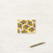国の素朴で白い木製の紫色の黄色いヒマワリ ポストイット (デスク上)