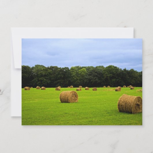 国の農場の干し草ベール素朴な結婚式招待状 招待状 (裏面)