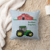 国の農場の赤い納屋の緑のトラクターの任意名前 クッション (ブランケット)