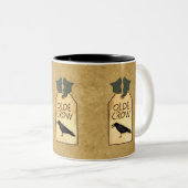 国の金ゴールドのおもしろいのOldeのカラスのラベルのコーヒーカップのマグ ツートーンマグカップ (正面右)
