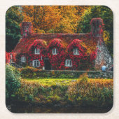 国コテージと赤つる植物ホームをカバー スクエアペーパーコースター (正面)