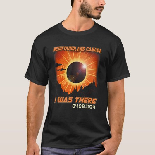 国側皆既食太陽の2024ニューファンドランド Tシャツ (正面)