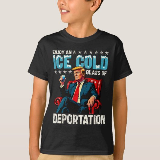 国外追放楽しむシャツの男の氷の冷たいGlを凍らせる Tシャツ (正面)