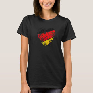 国旗のハートの色のドイツ Tシャツ