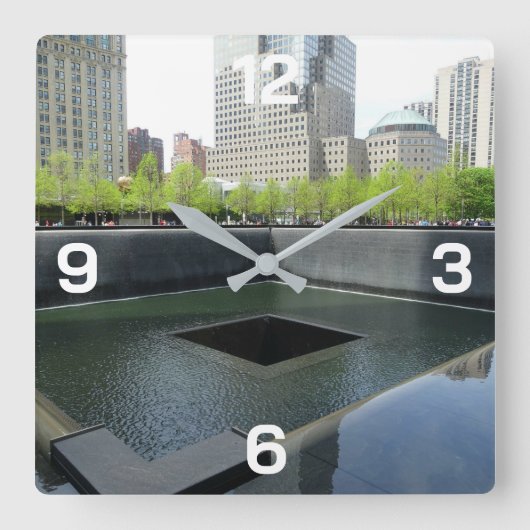 国立九月十一日記念碑 スクエア壁時計 (正面)
