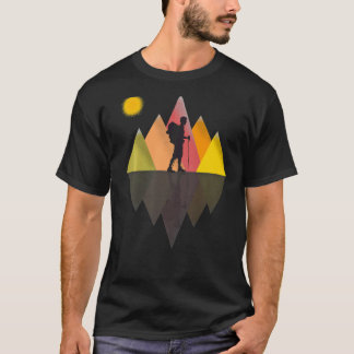 国立公園の山ハイキング Tシャツ
