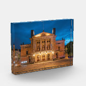 国立劇場オスロ フォトブロック (左)