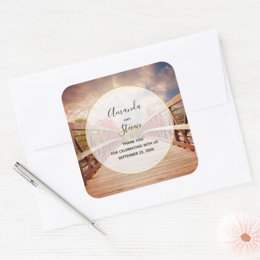 国素朴の結婚式の木造の橋 スクエアシール (封筒)