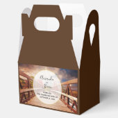 国素朴の結婚式の木造の橋 フェイバーボックス (オープン)