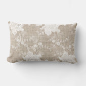 国素朴ヴィンテージベージュブルラップとホワイトレース ランバークッション (正面)