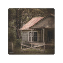 国素朴内の放棄されたカントリーハウス