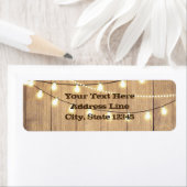 国素朴西部の木材とストリングライト ラベル (インサイチュ)