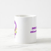 国際女性デー 2026 IWD Give To Gain コーヒーマグカップ (中央)