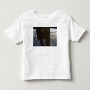 国際宇宙局の太陽電池パネル トドラーTシャツ