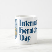 国際的な紋章学日のマグ コーヒーマグカップ (中央)