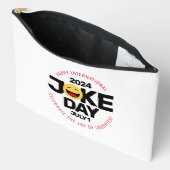 国際的冗談の日笑い顔 アクセサリーポーチ (見開き)