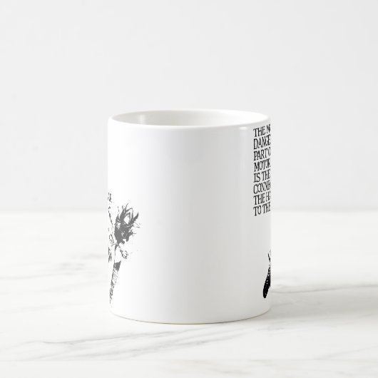 土のバイクのナットのモトクロスのおもしろマグカップのユーモア コーヒーマグカップ (中央)