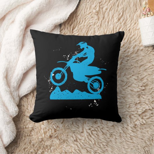 土のバイクのライダーのタイヤはオートバイを追跡します クッション (ブランケット)