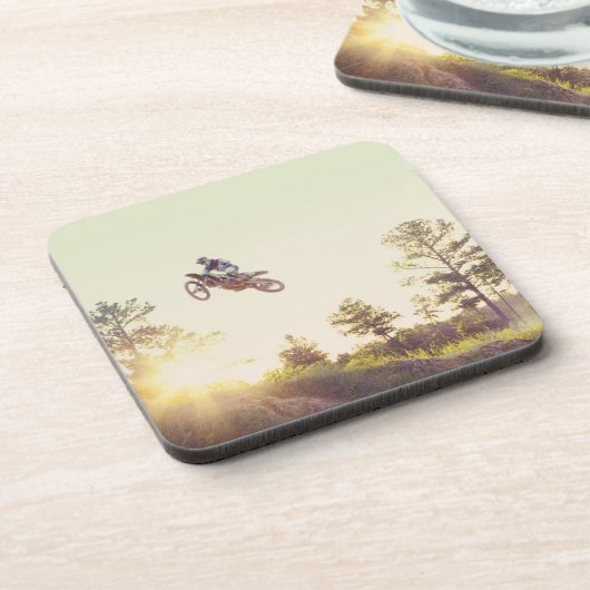 土のバイク コースター (左側)