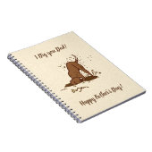 土を掘る犬 – 幸せな父の日。 ノートブック (右側)