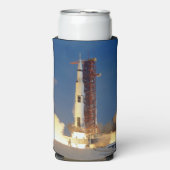 土星Vが月に向かって空に輝くと地球は揺れる スリム缶クーラー (Seltzer正面)