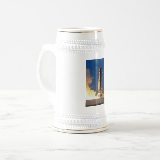 土星Vが月に向かって空に輝くと地球は揺れる ビールジョッキ (正面左)